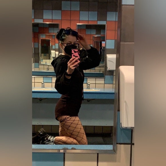 Cheeky Romper 🍑 See info. - Picture 12 of 17